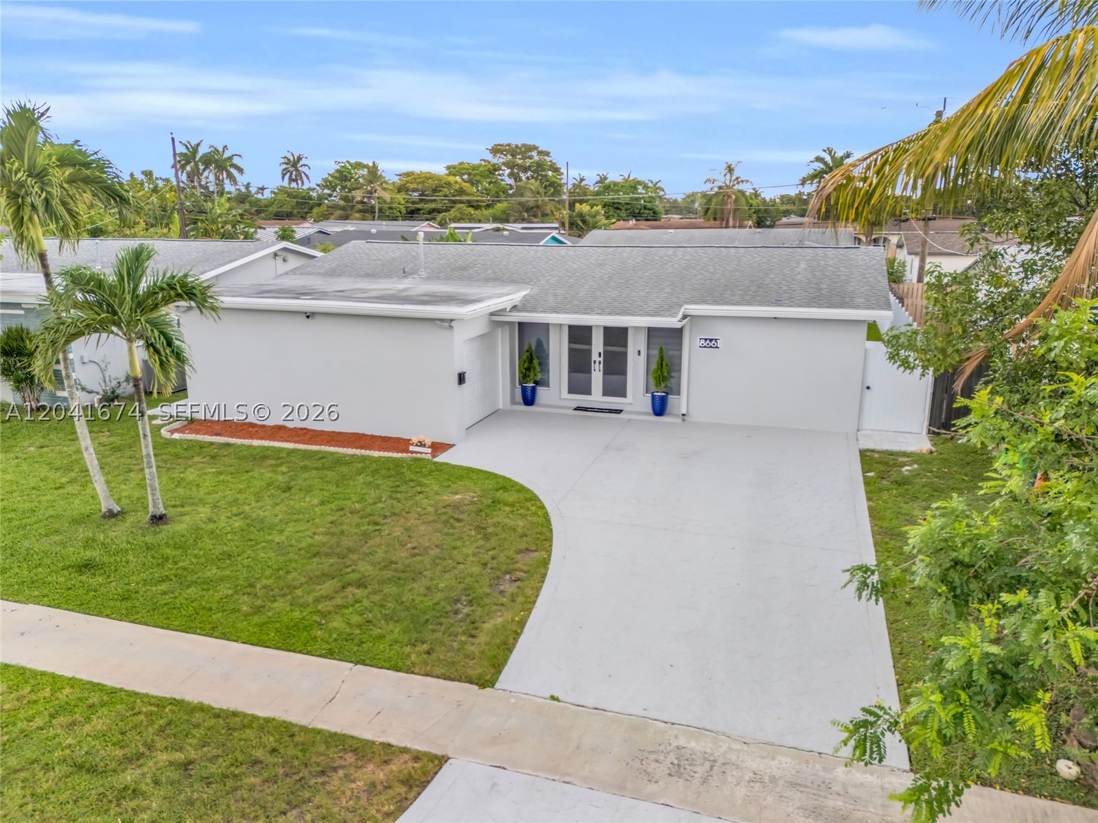 SUNRISE GOLF VILLAGE SEC - Residential