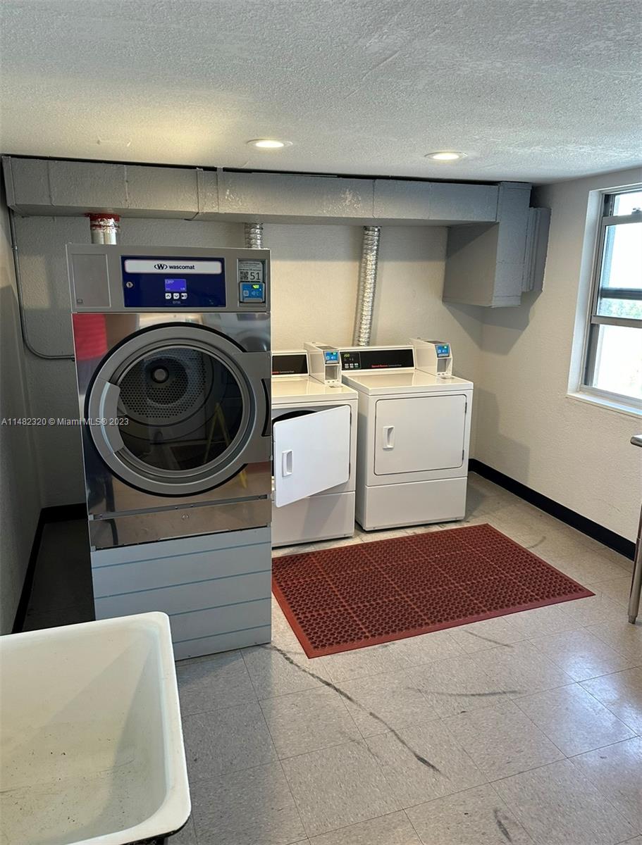 COASTAL TOWERS CONDO - Residential Lease