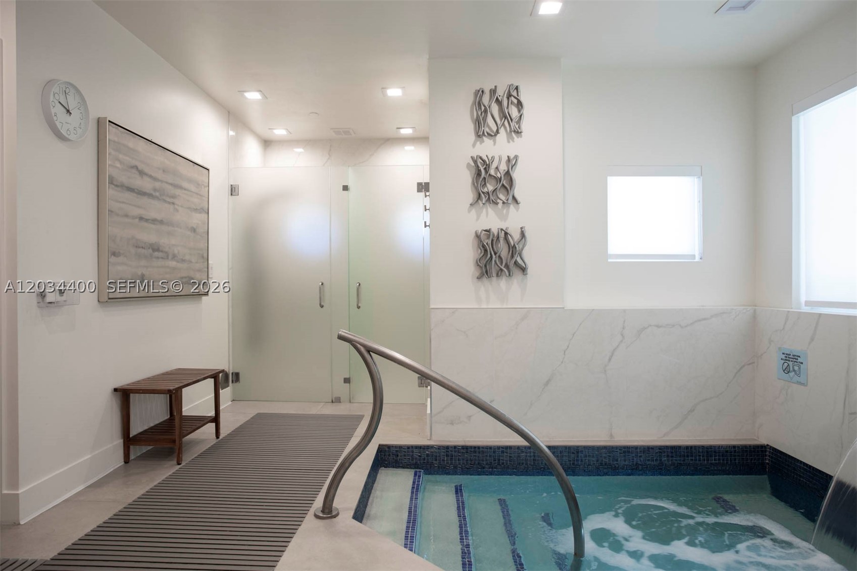 BLUE DIAMOND CONDO - Residential Lease