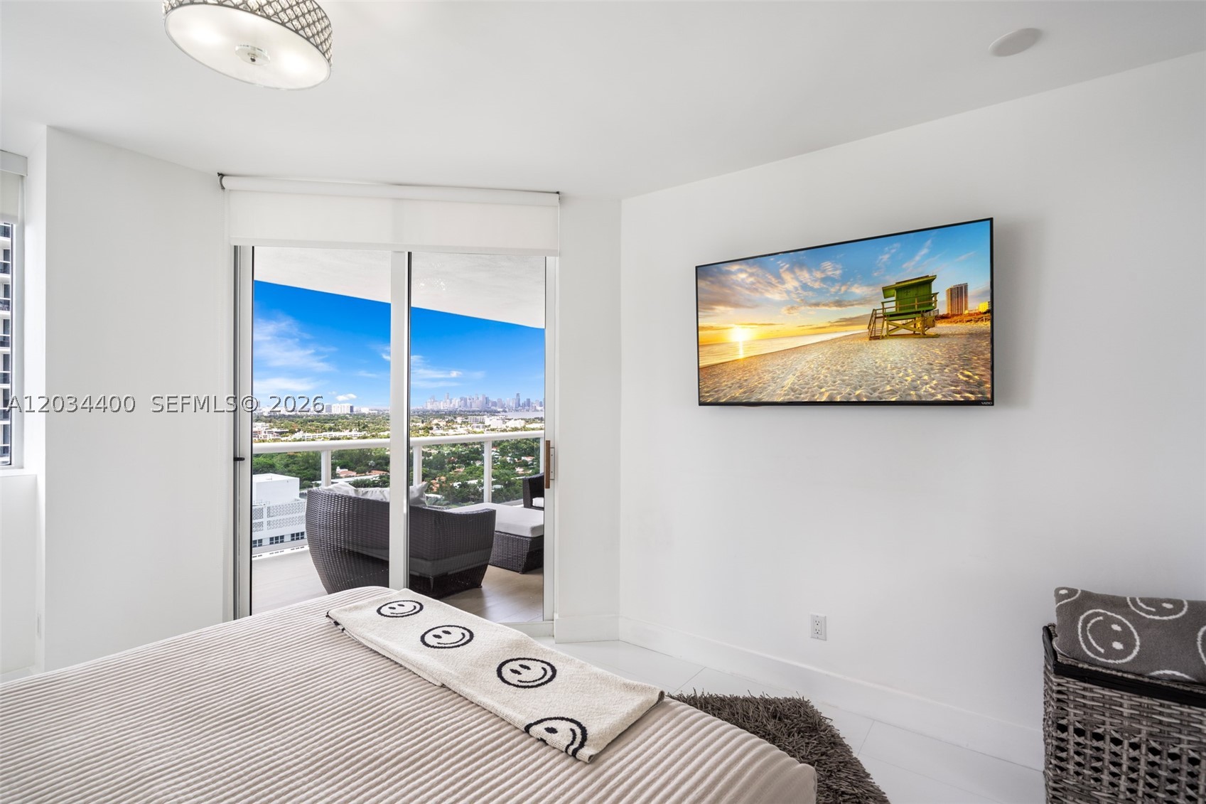 BLUE DIAMOND CONDO - Residential Lease