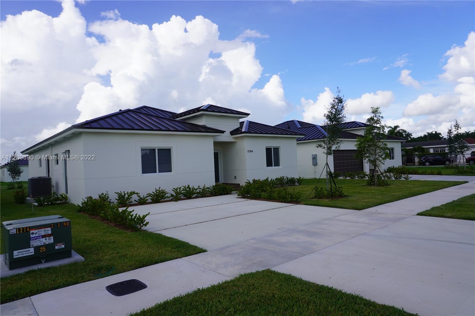 KINGS COURT - Residential Lease