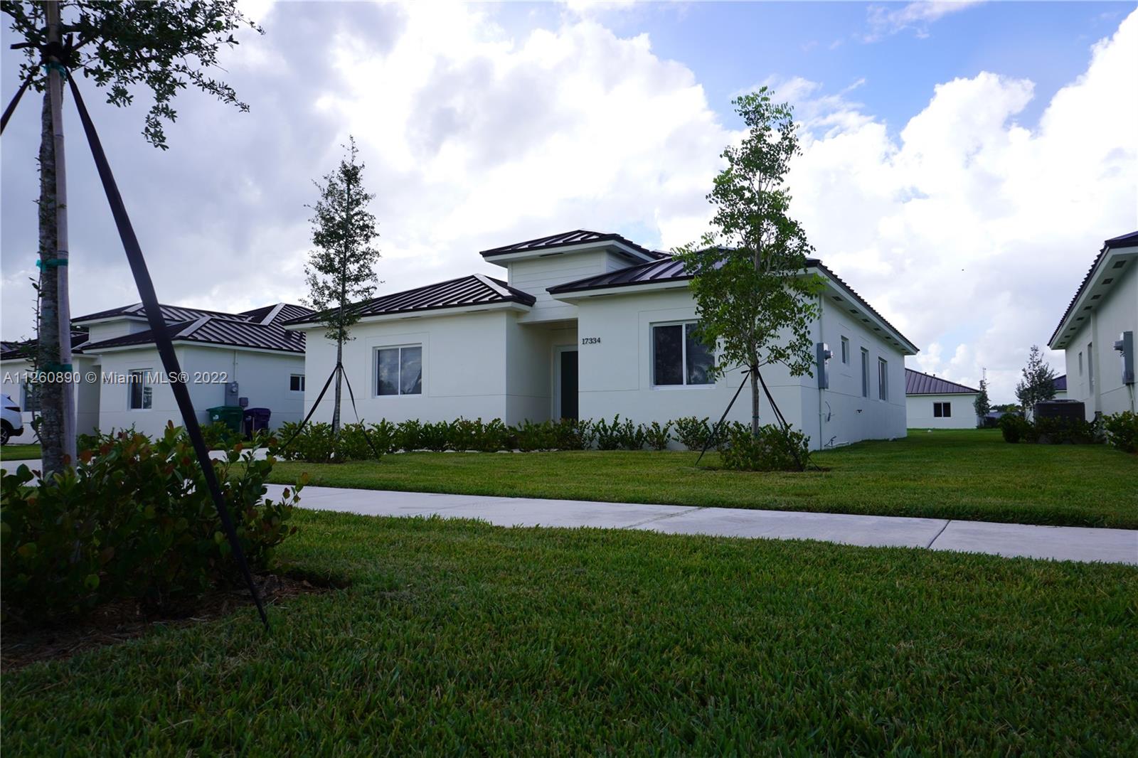 KINGS COURT - Residential Lease