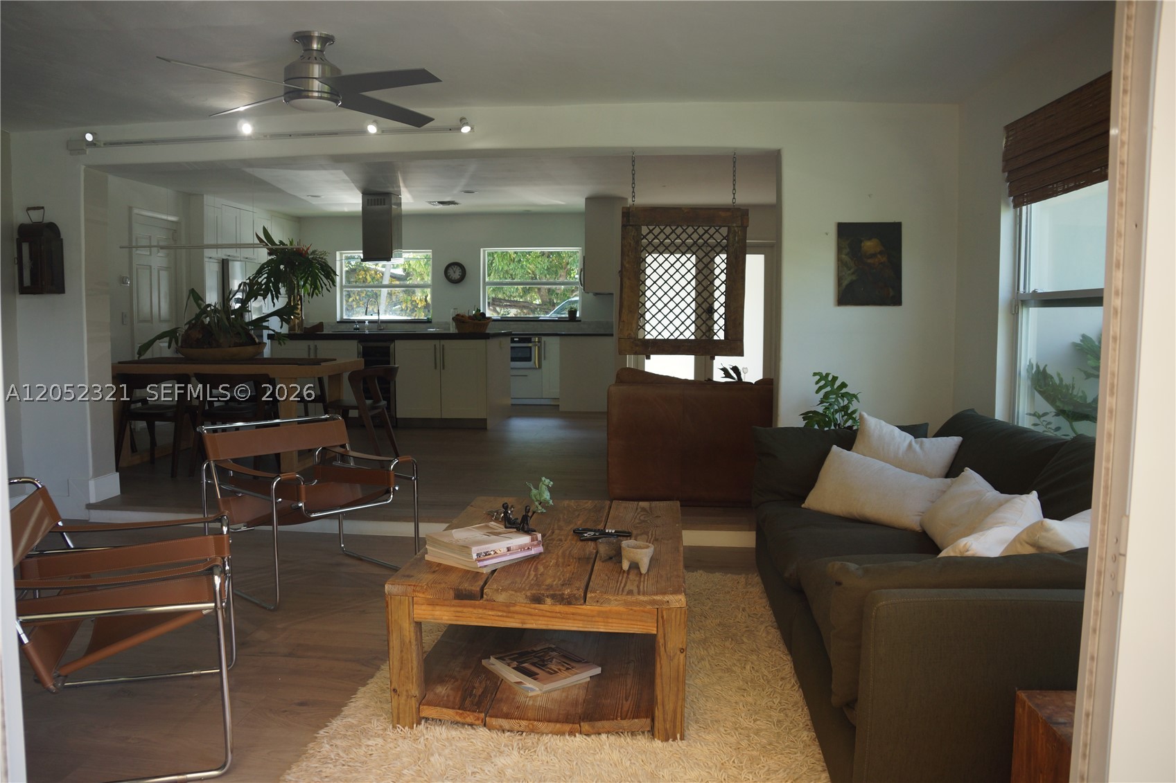 BOCA RATON SQUARE UNIT 8 - Residential Lease