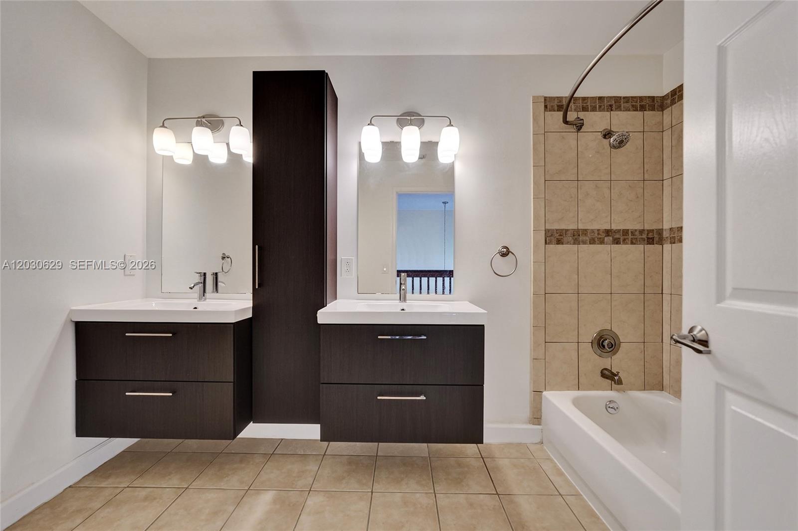 PEMBROKE ISLES 1 - Residential Lease