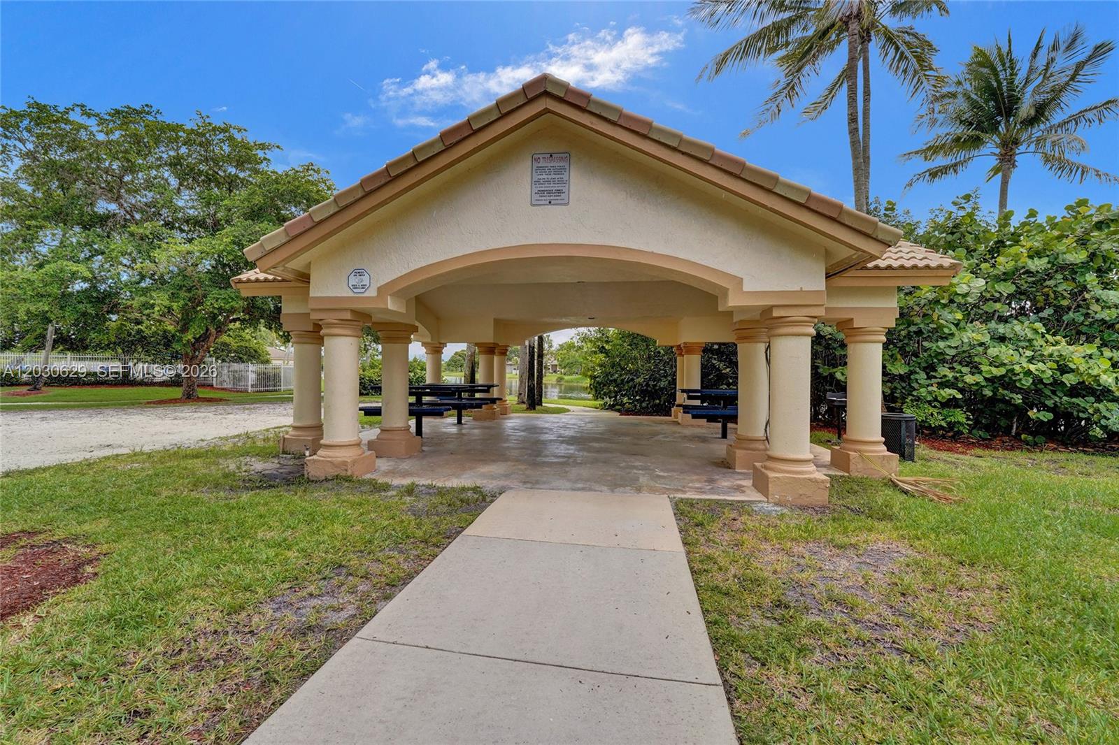 PEMBROKE ISLES 1 - Residential Lease