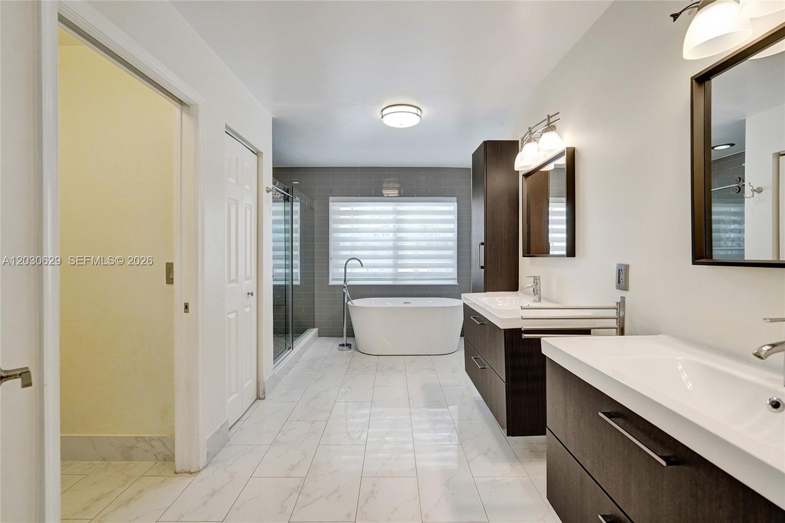 PEMBROKE ISLES 1 - Residential Lease
