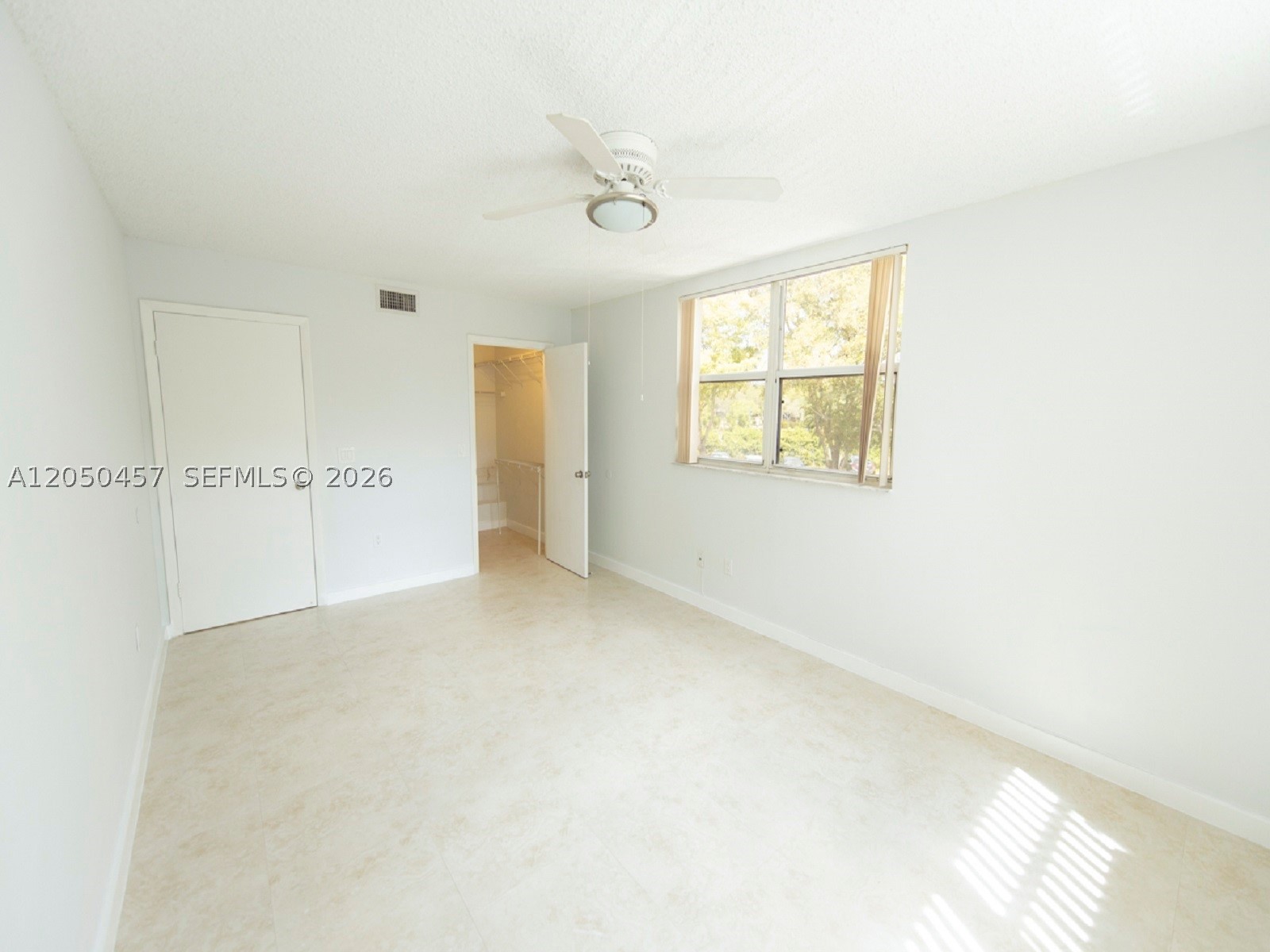 LAS VISTAS AT DORAL CONDO - Residential Lease