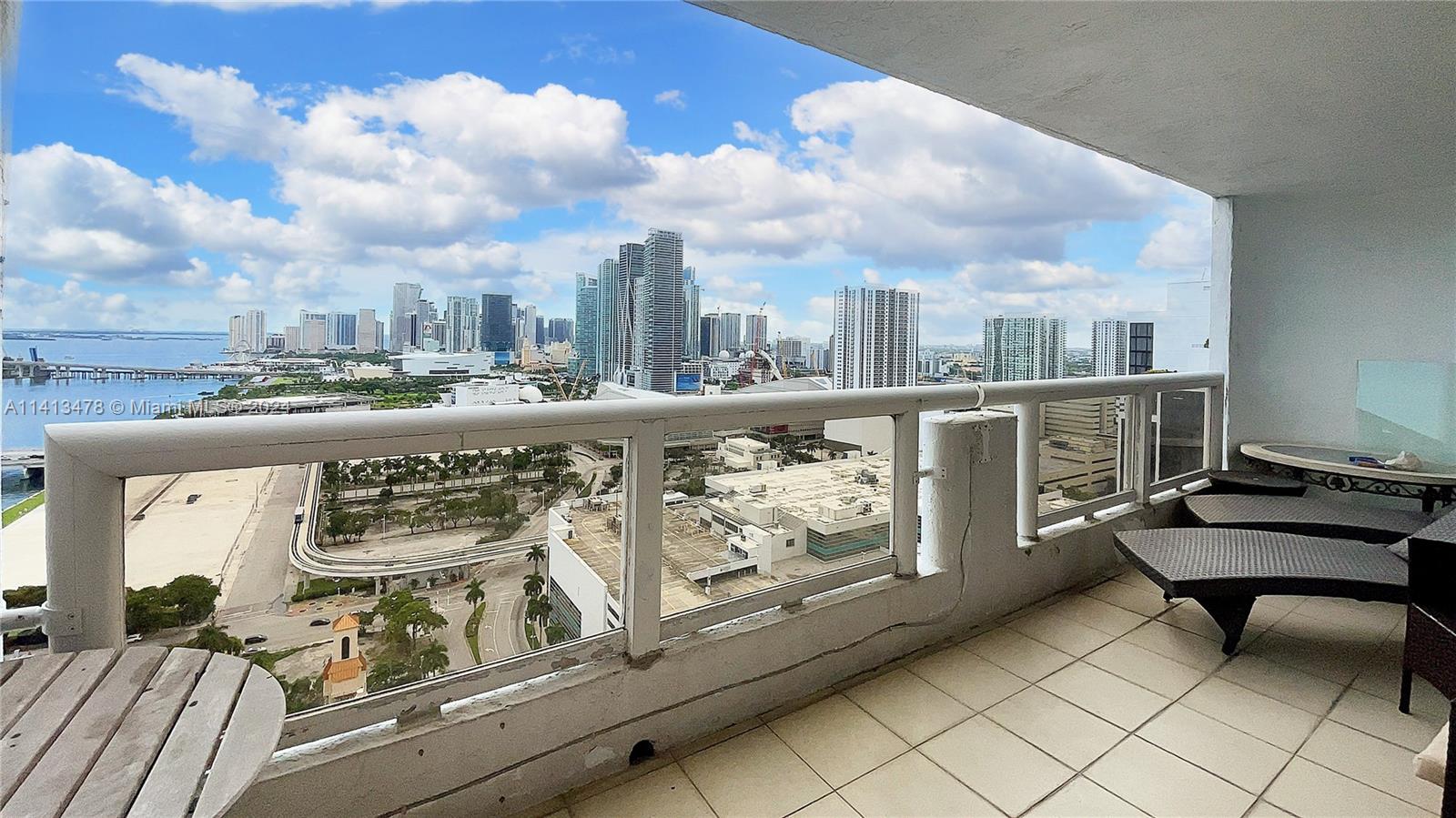 The Grand Condo - Residential