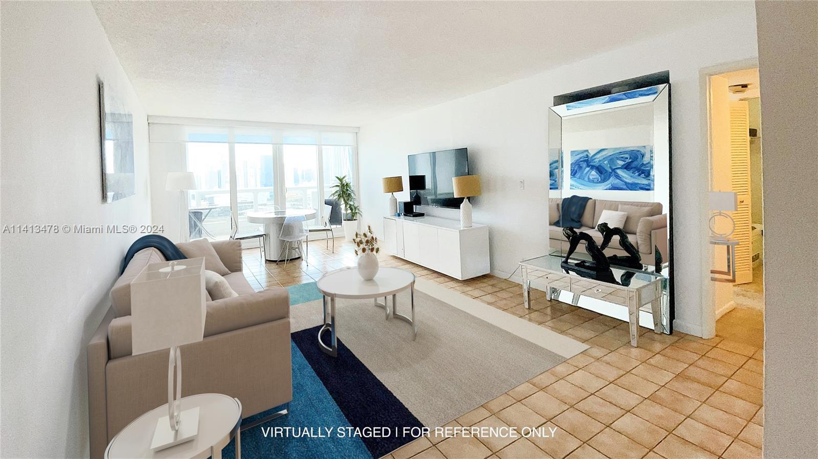 Lots of potential to make this a stunning Miami condo! Corner unit on 32nd floor 1 Bed/1.5 Bath with stunning views of Biscayne Bay and Miami Skyline. Lots of natural light. Excellent location next to Margaret Pace Park and only minutes from Brickell, Miami Beach, Design District and Miami Int'l Airport. Building Amenities on-site include pool, jacuzzi, fitness center, spa, concierge & valet parking. Full access to diverse retail shops on the first floor:  6+ restaurants, Starbucks, pharmacy, dry cleaner, beauty salon, FedEx, Conv Store, and much more. MIN. 30 DAY LEASING ALLOWED.