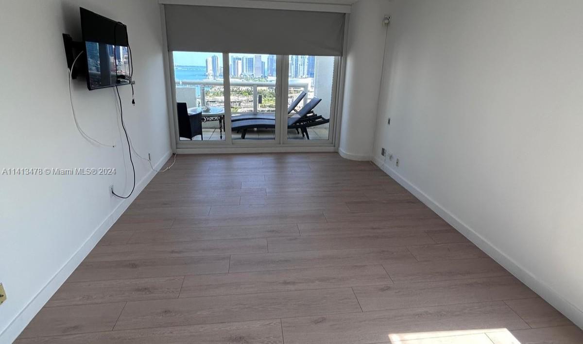 The Grand Condo - Residential