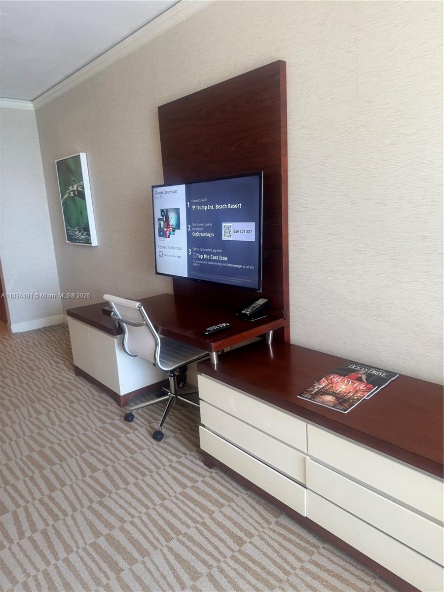TRUMP INTERNATIONAL SONES - Residential