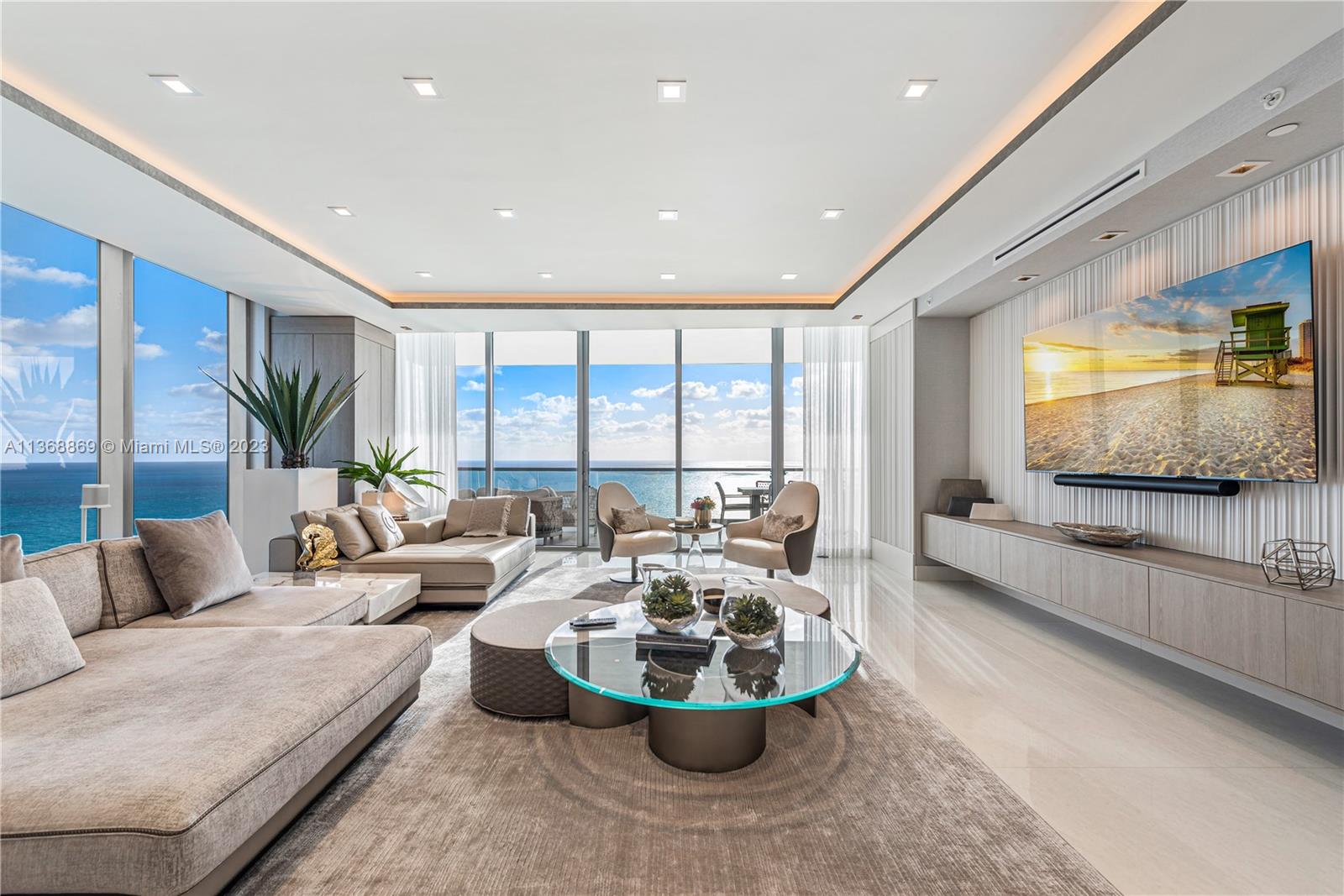 NORTH BISCAYNE BEACH AMEN - Residential