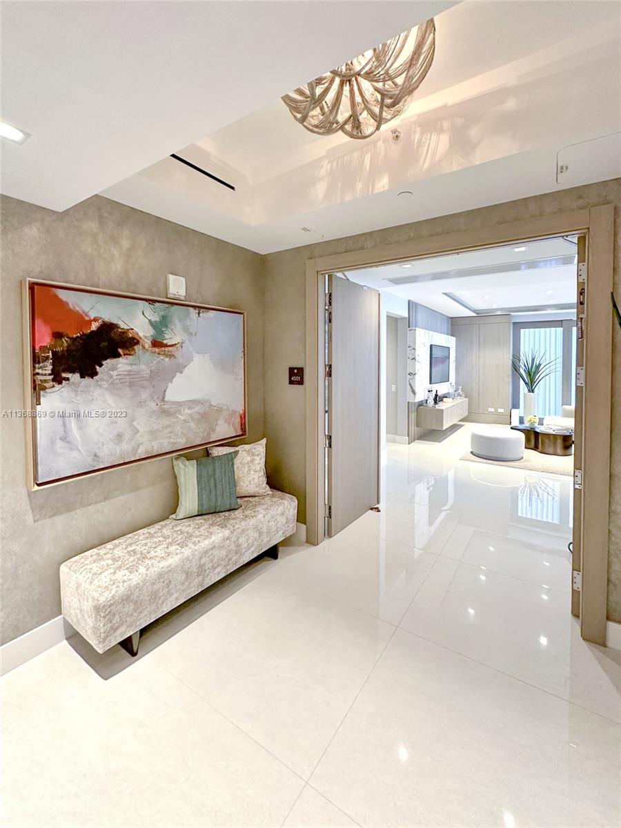 NORTH BISCAYNE BEACH AMEN - Residential