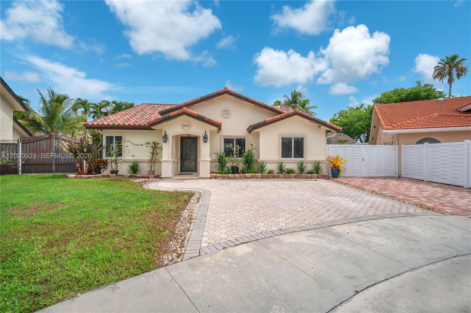 ADRIAN HOMES AT LAGO MAR - Residential Lease