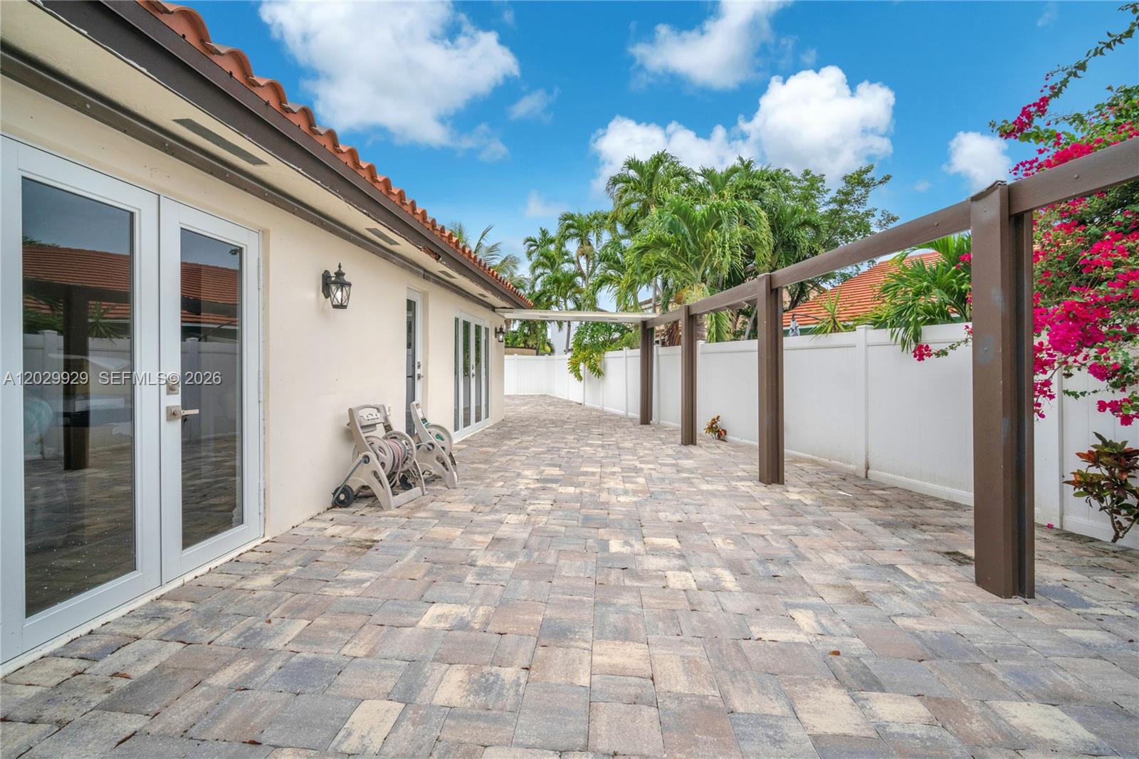 ADRIAN HOMES AT LAGO MAR - Residential Lease