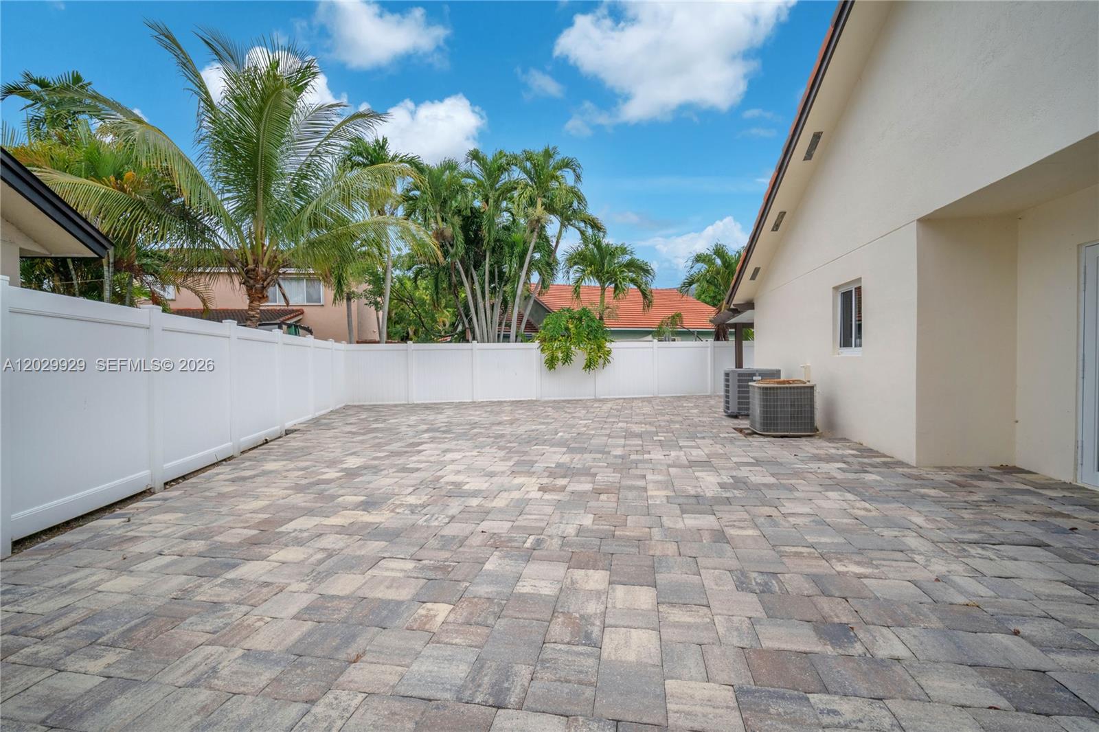 ADRIAN HOMES AT LAGO MAR - Residential Lease