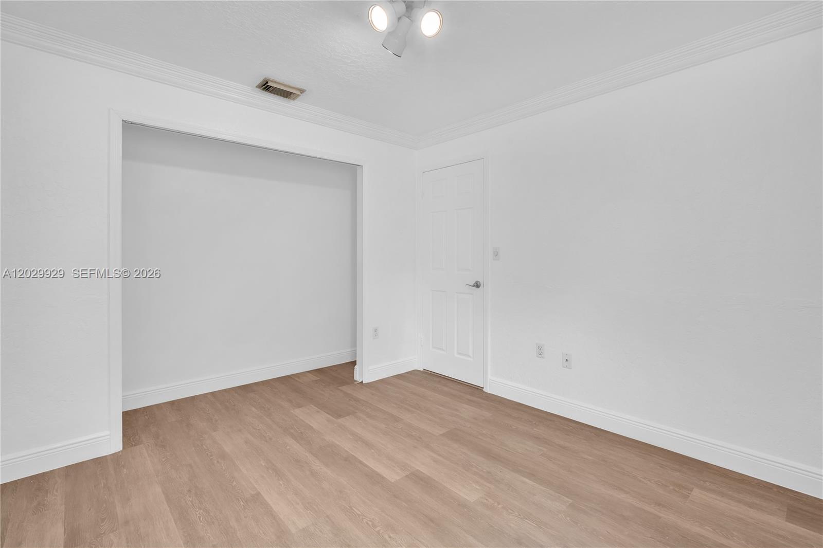 ADRIAN HOMES AT LAGO MAR - Residential Lease