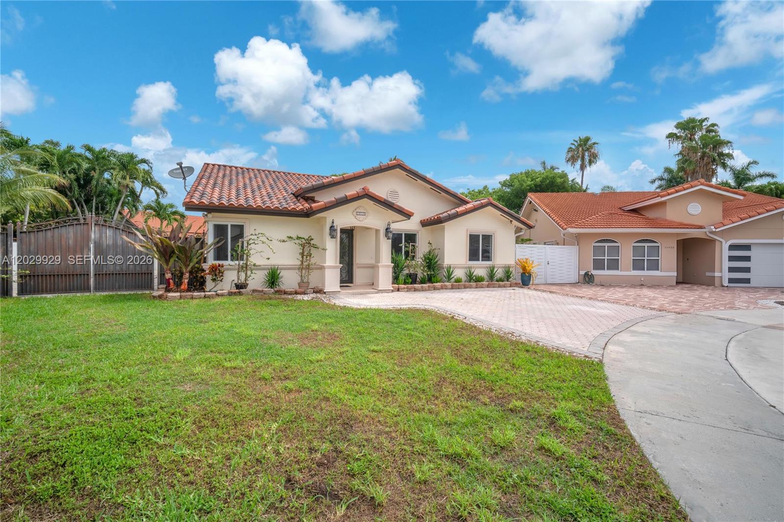 ADRIAN HOMES AT LAGO MAR - Residential Lease