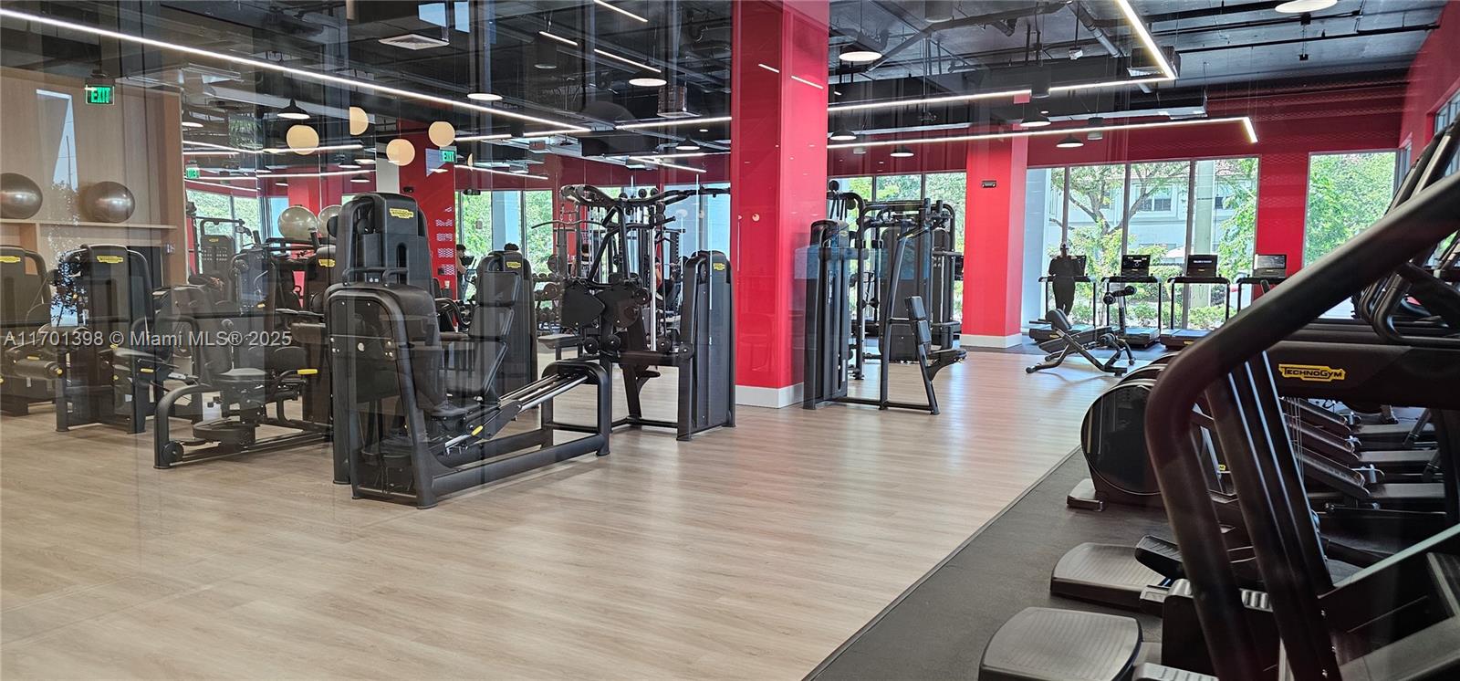 MIDTOWN AT DORAL - Residential