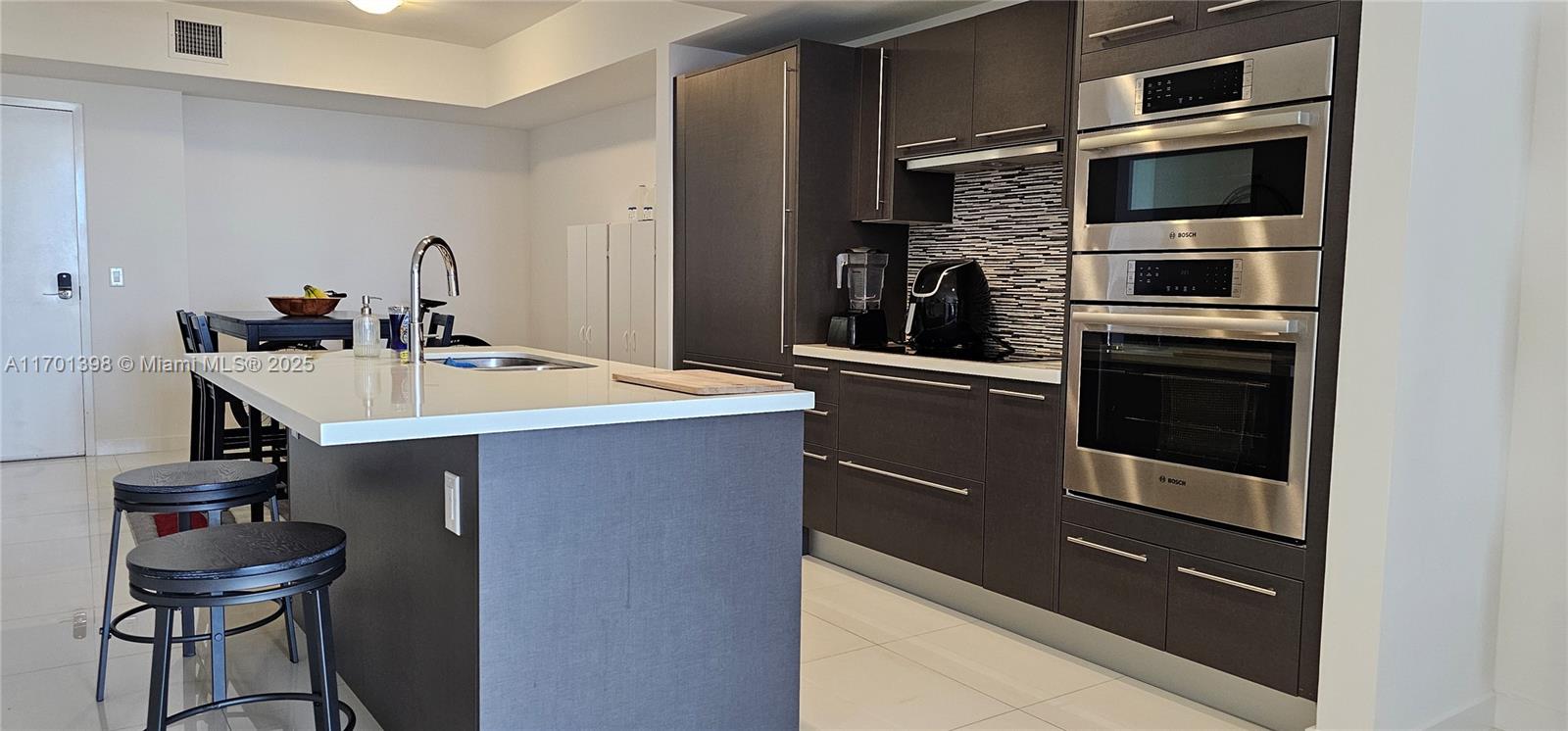 MIDTOWN AT DORAL - Residential