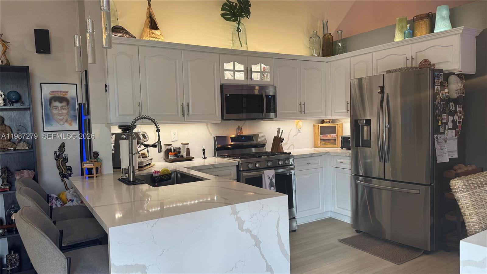 REPLAT OF COUNTRY LAKES - Residential