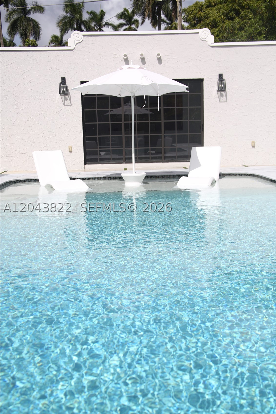 HOLLYWOOD LAKES SECTION - Residential Lease