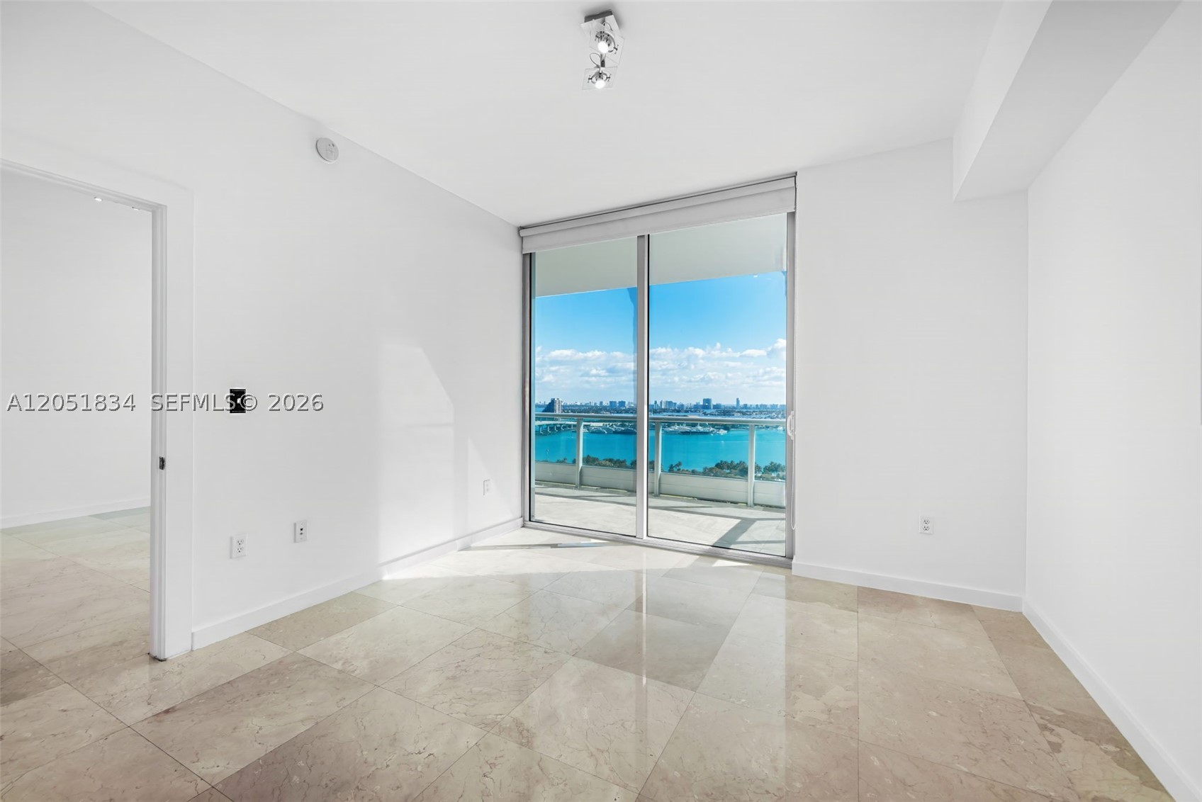 900 BISCAYNE BAY CONDO - Residential Lease
