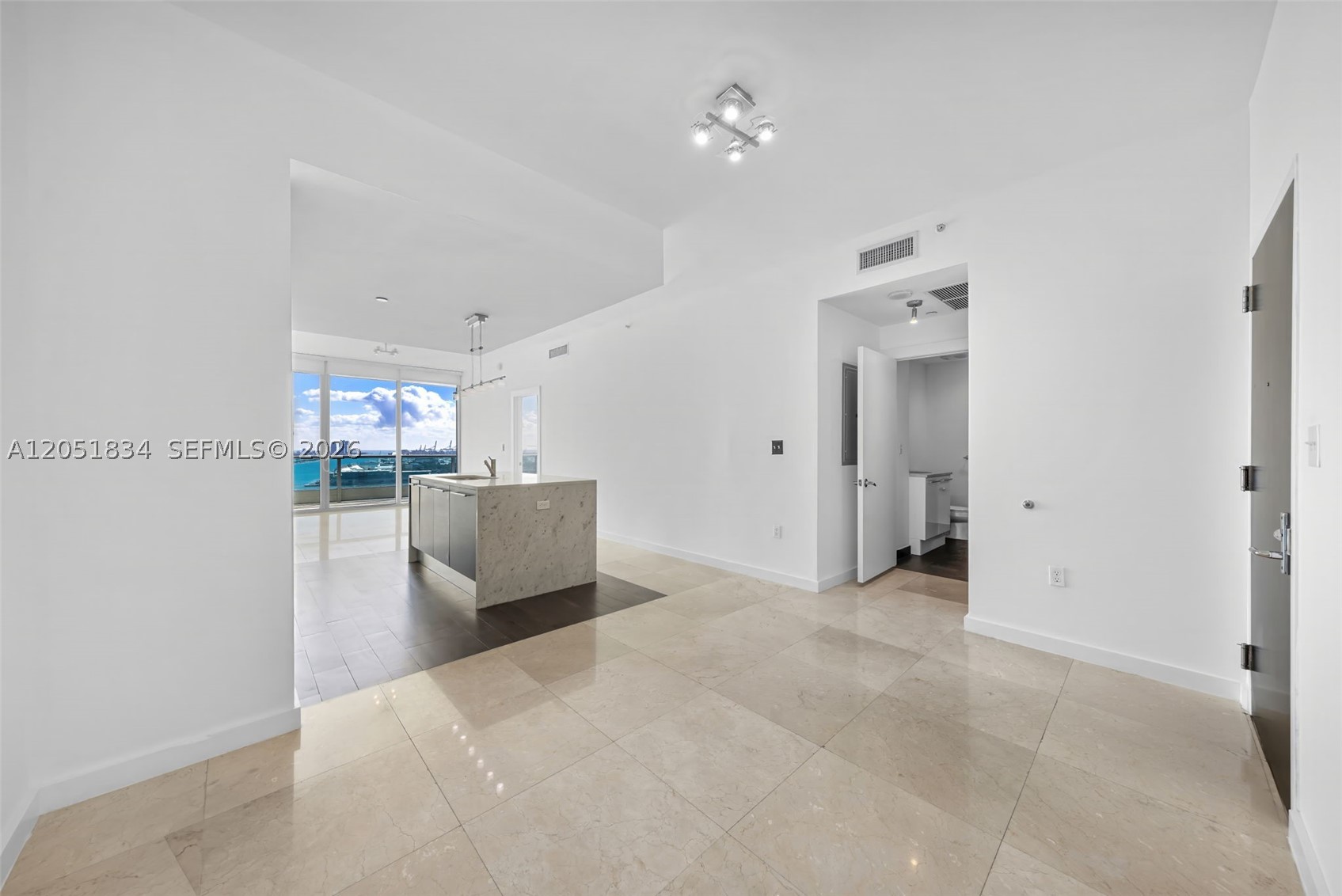900 BISCAYNE BAY CONDO - Residential Lease