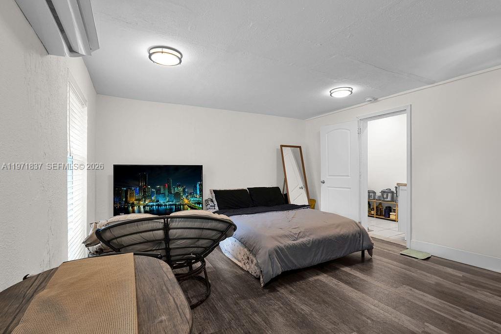 THE TROPICS AMD - Residential Lease