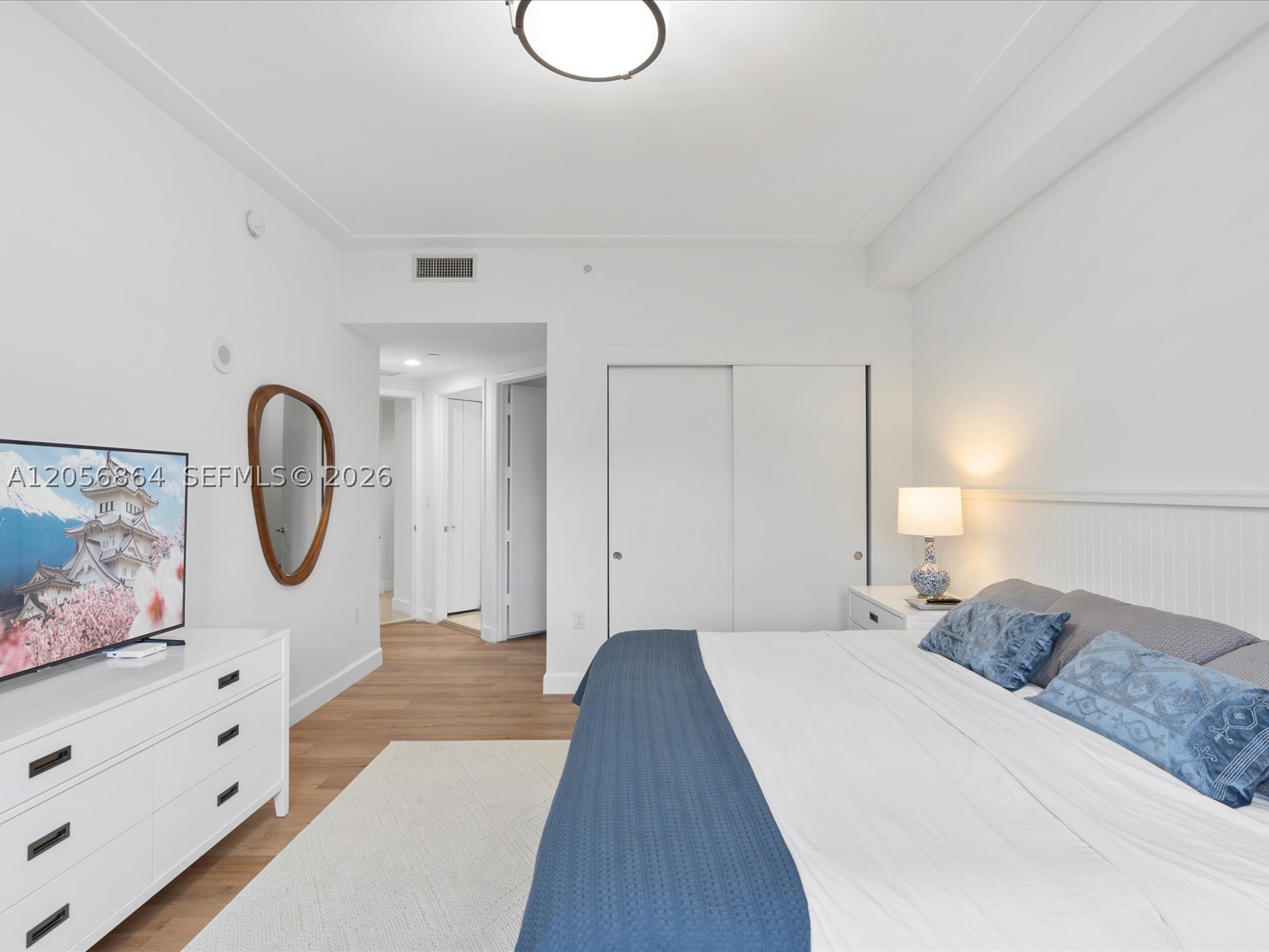 TURNBERRY VLG NO TOWER CO - Residential