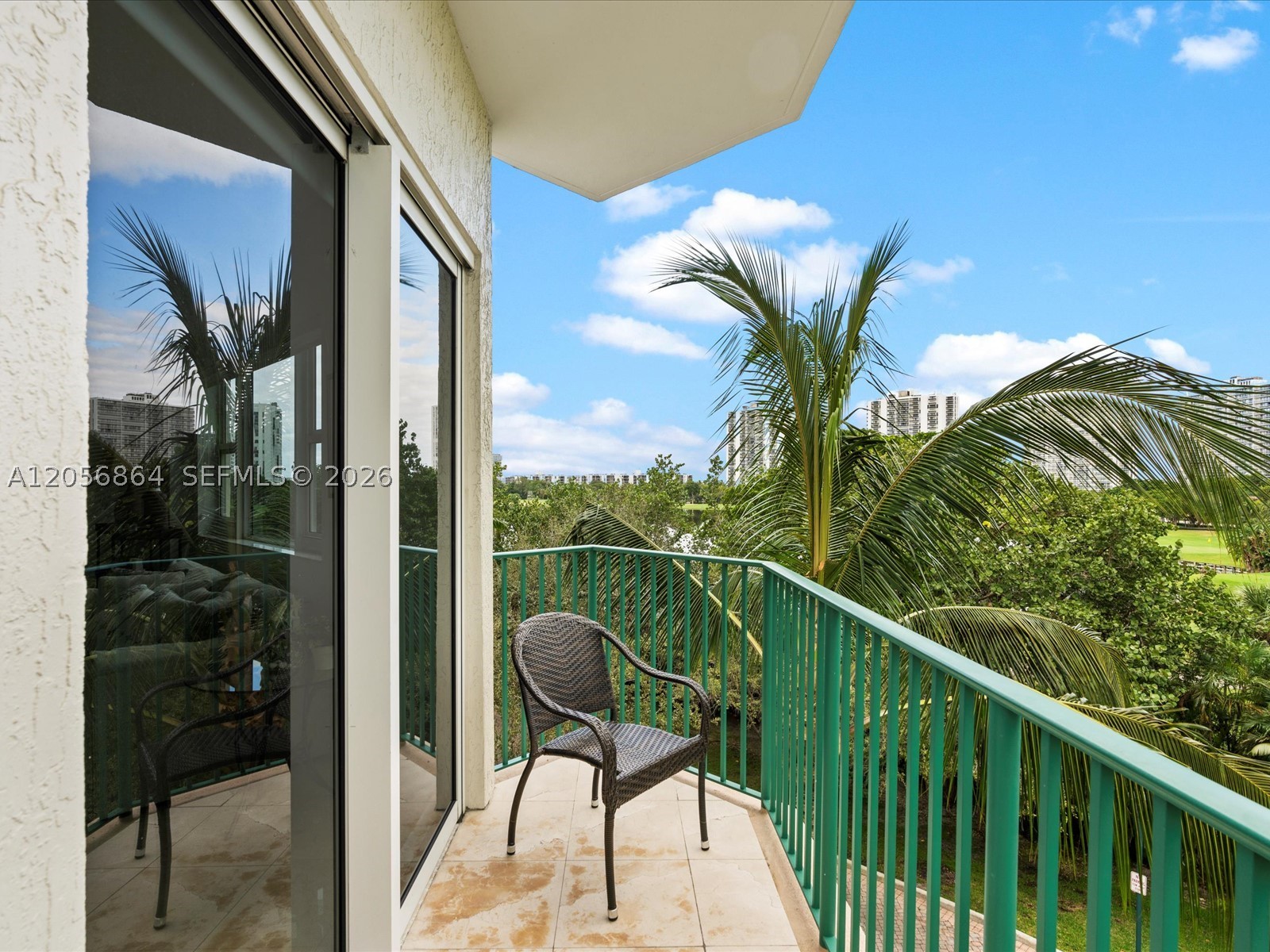 TURNBERRY VLG NO TOWER CO - Residential