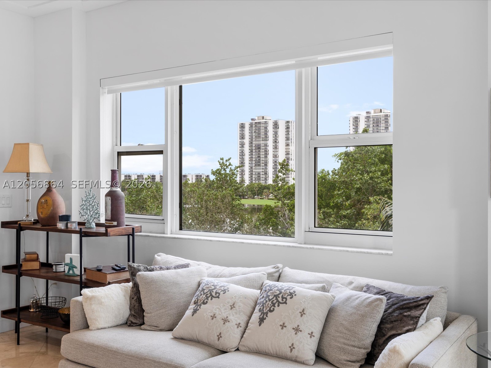 TURNBERRY VLG NO TOWER CO - Residential