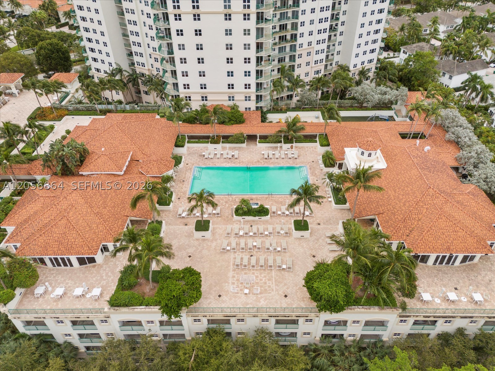 TURNBERRY VLG NO TOWER CO - Residential