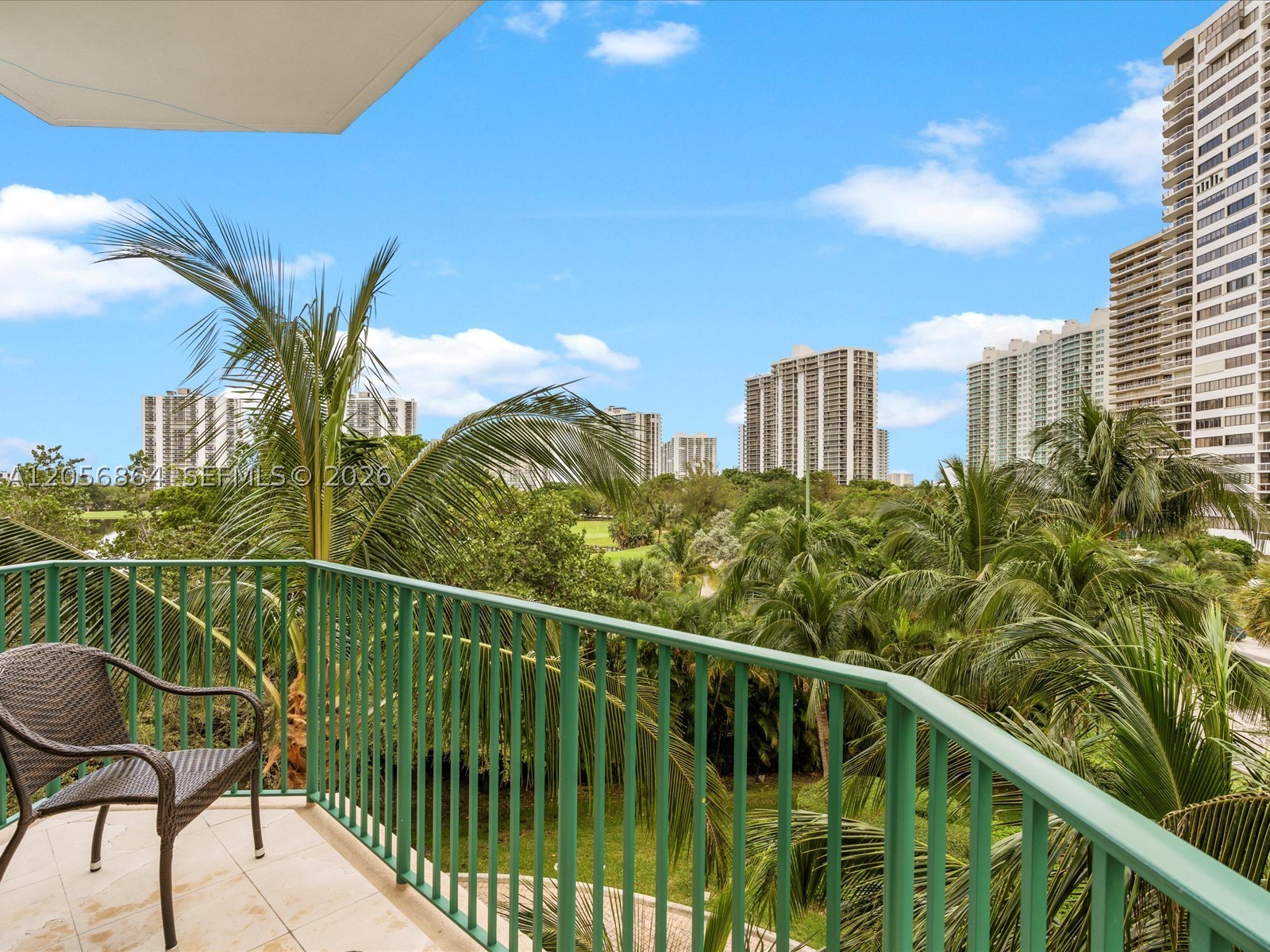 TURNBERRY VLG NO TOWER CO - Residential