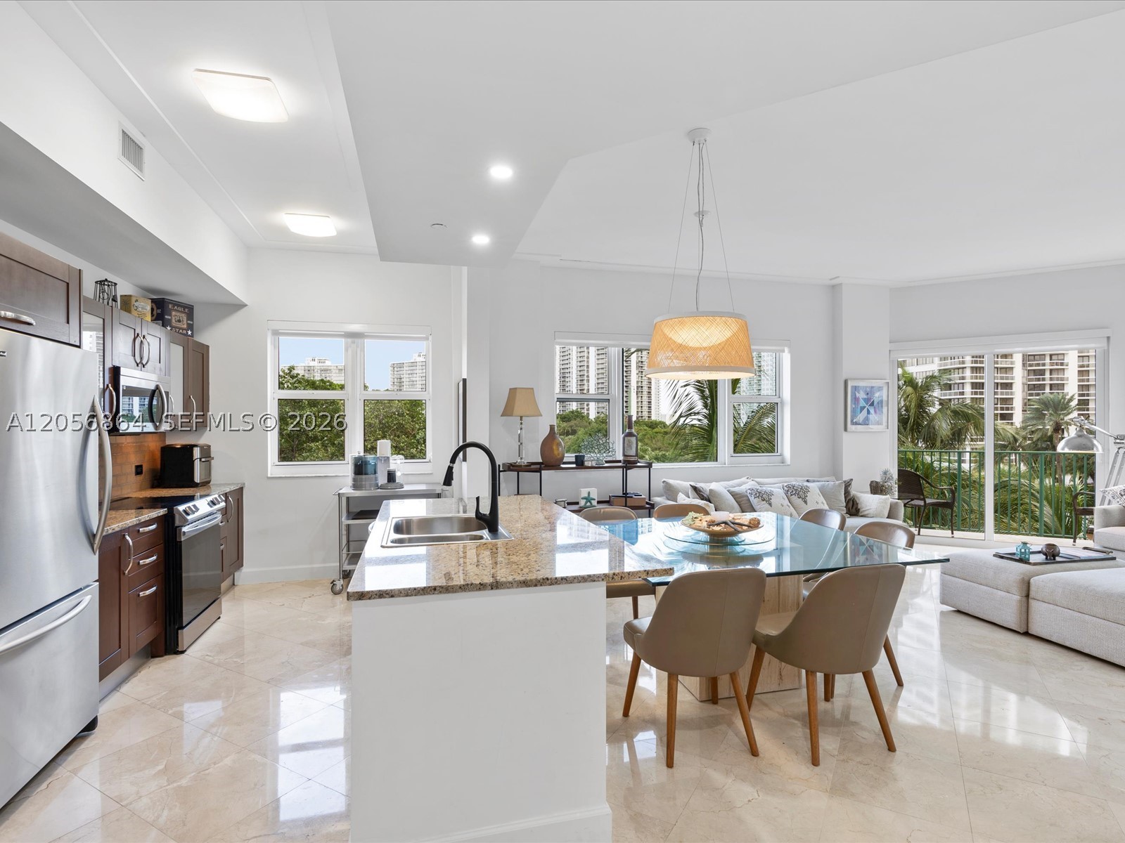 TURNBERRY VLG NO TOWER CO - Residential
