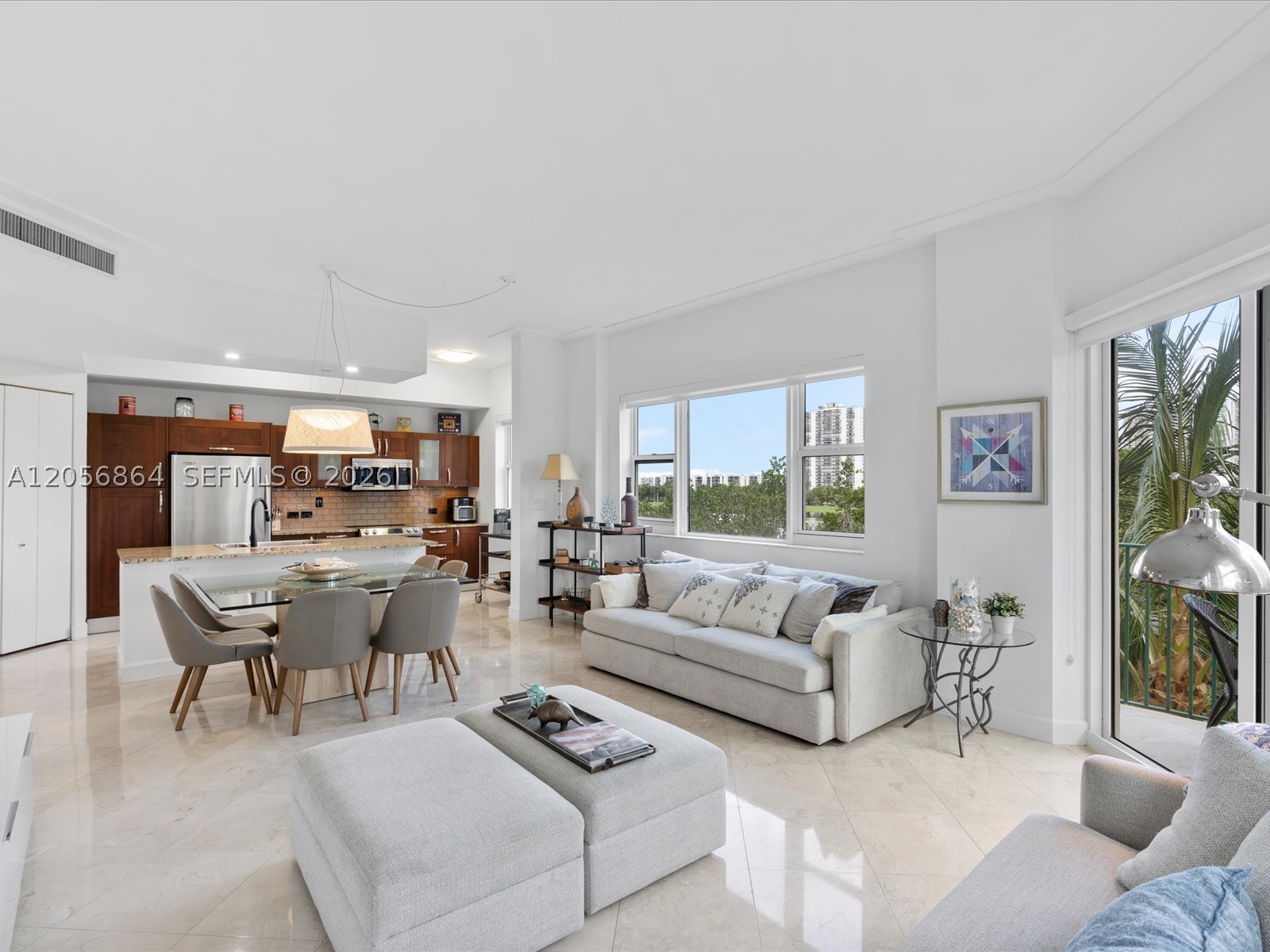 TURNBERRY VLG NO TOWER CO - Residential