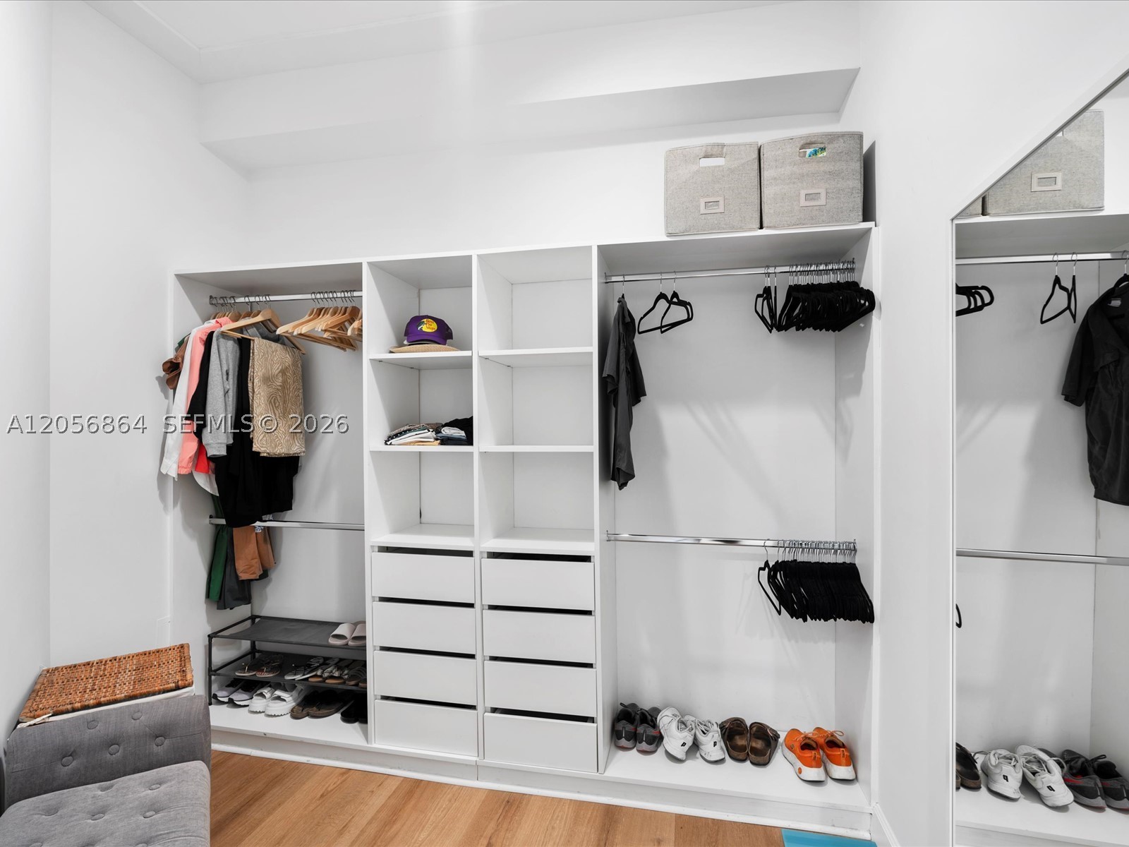 TURNBERRY VLG NO TOWER CO - Residential