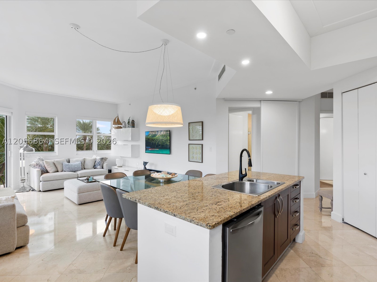 TURNBERRY VLG NO TOWER CO - Residential