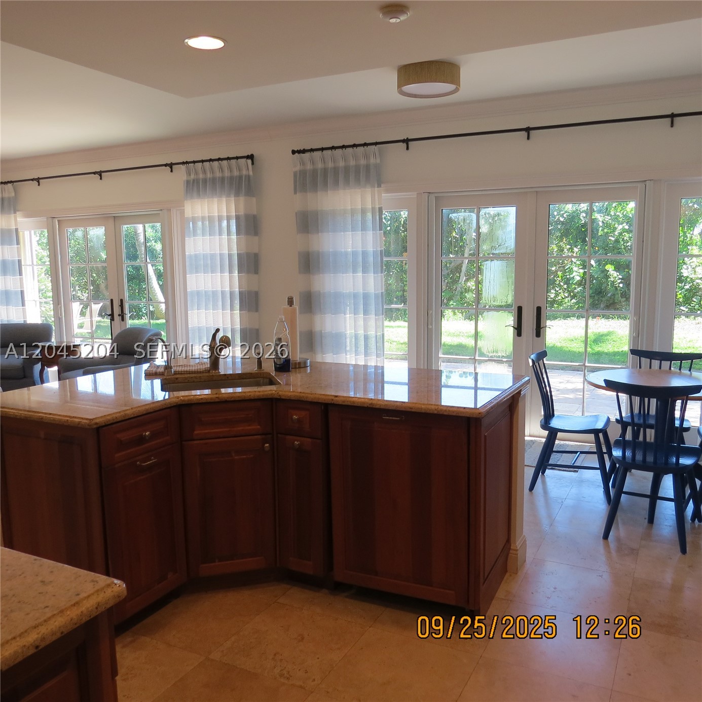 JUPITER ISLAND - Residential Lease