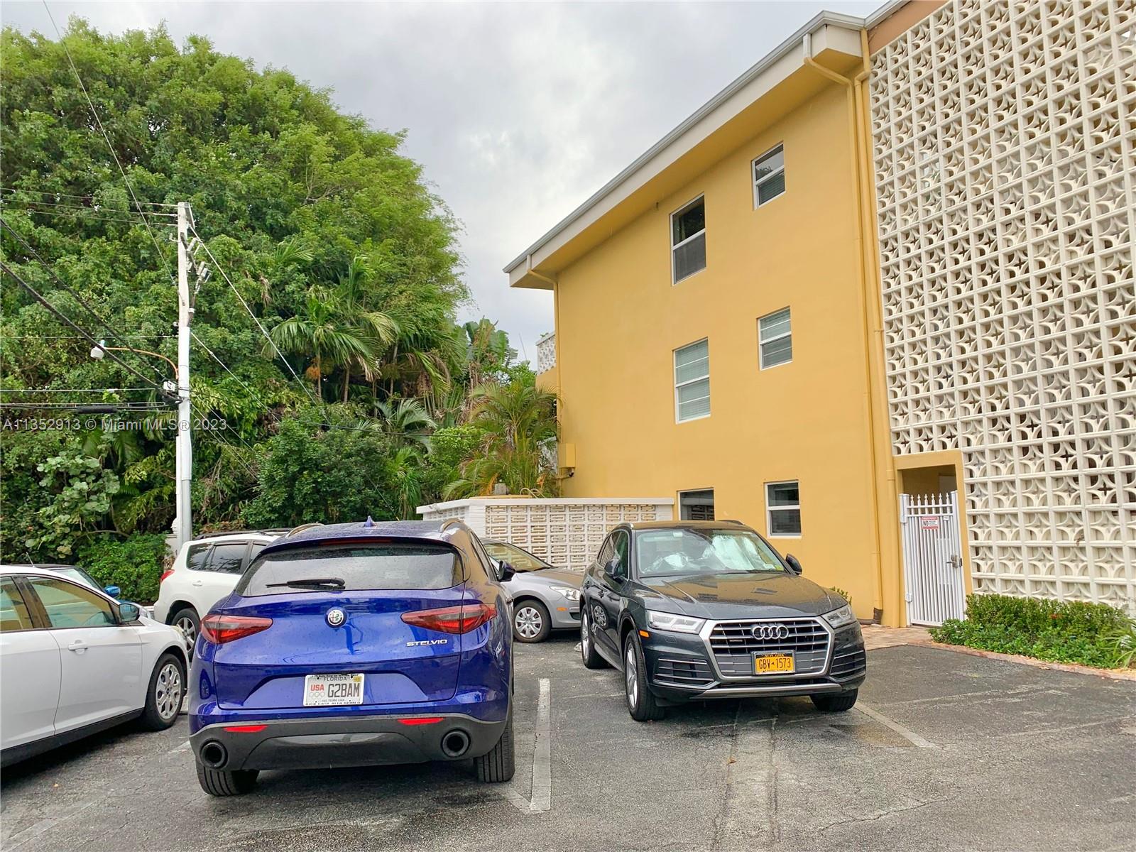 MIDDLE RIVER VILLAS CONDO - Residential Lease
