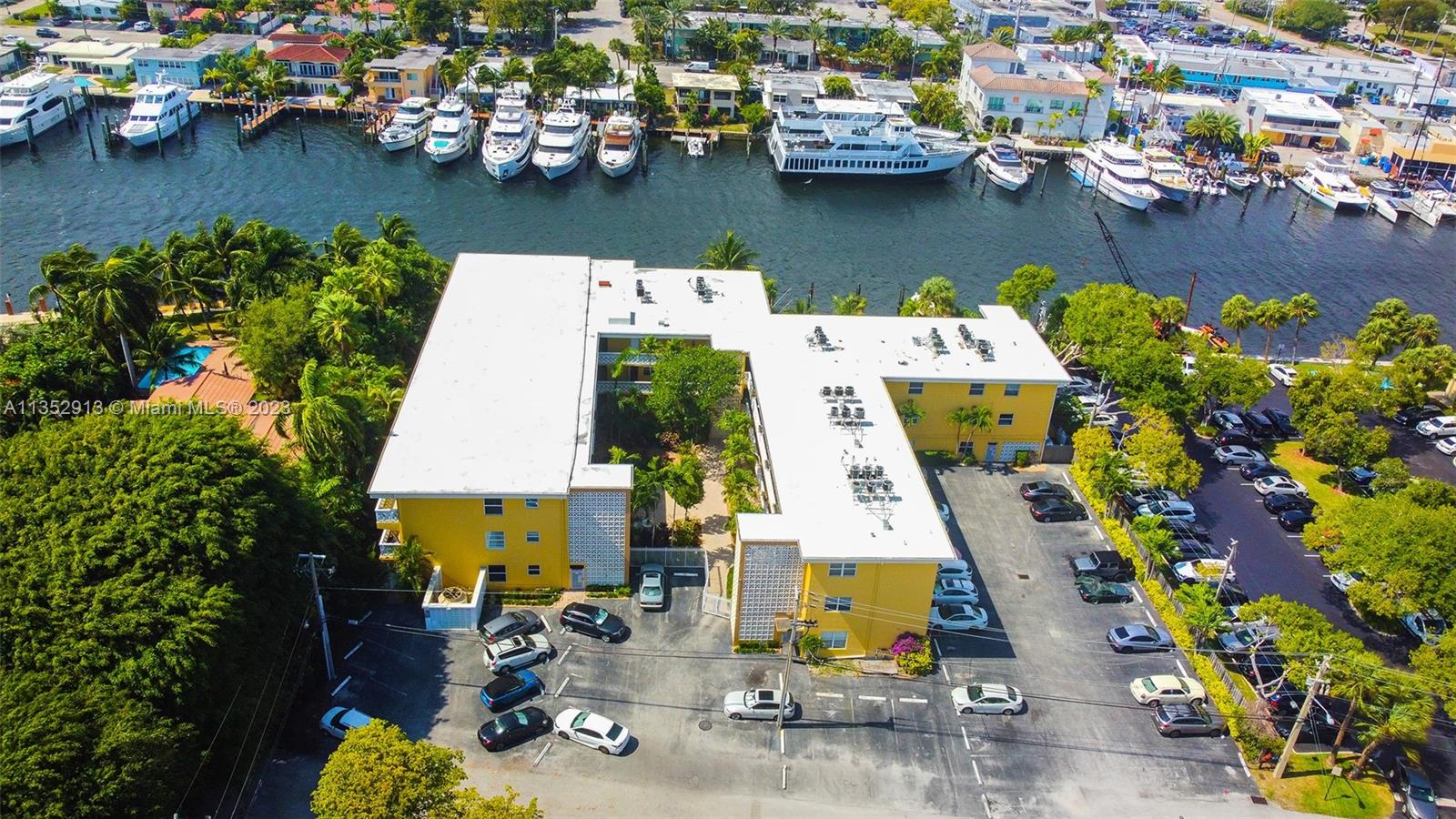 MIDDLE RIVER VILLAS CONDO - Residential Lease