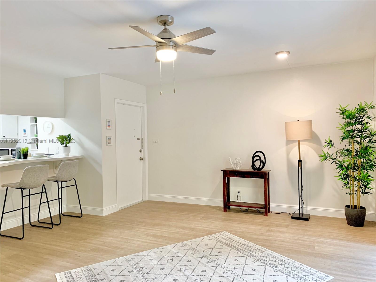 MIDDLE RIVER VILLAS CONDO - Residential Lease