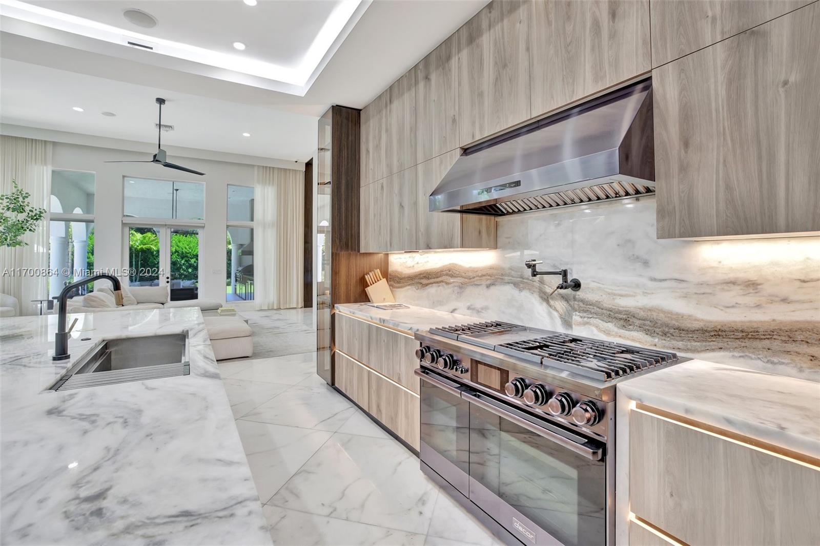 KAPOK GROVE ESTATES - Residential