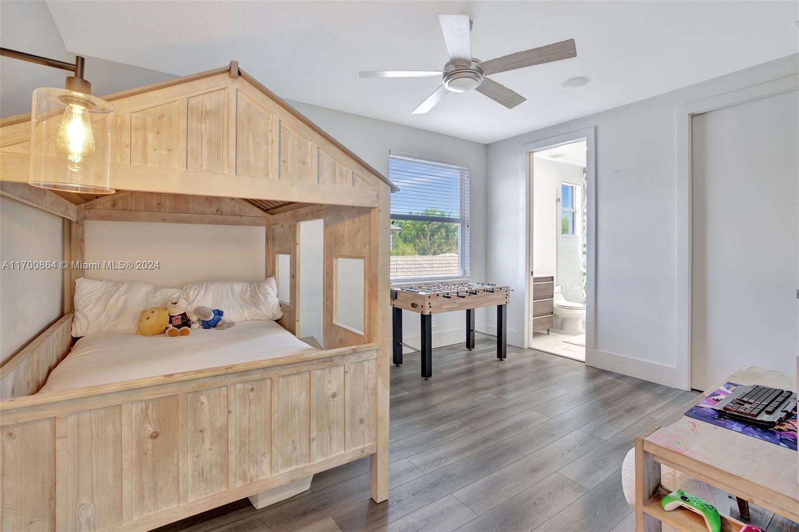 KAPOK GROVE ESTATES - Residential