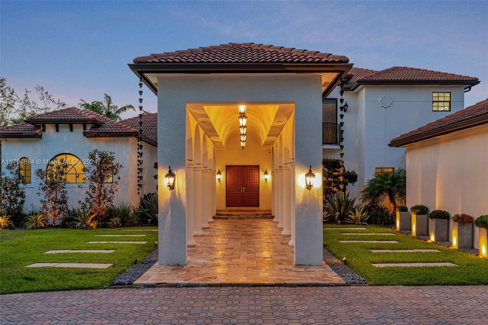 KAPOK GROVE ESTATES - Residential