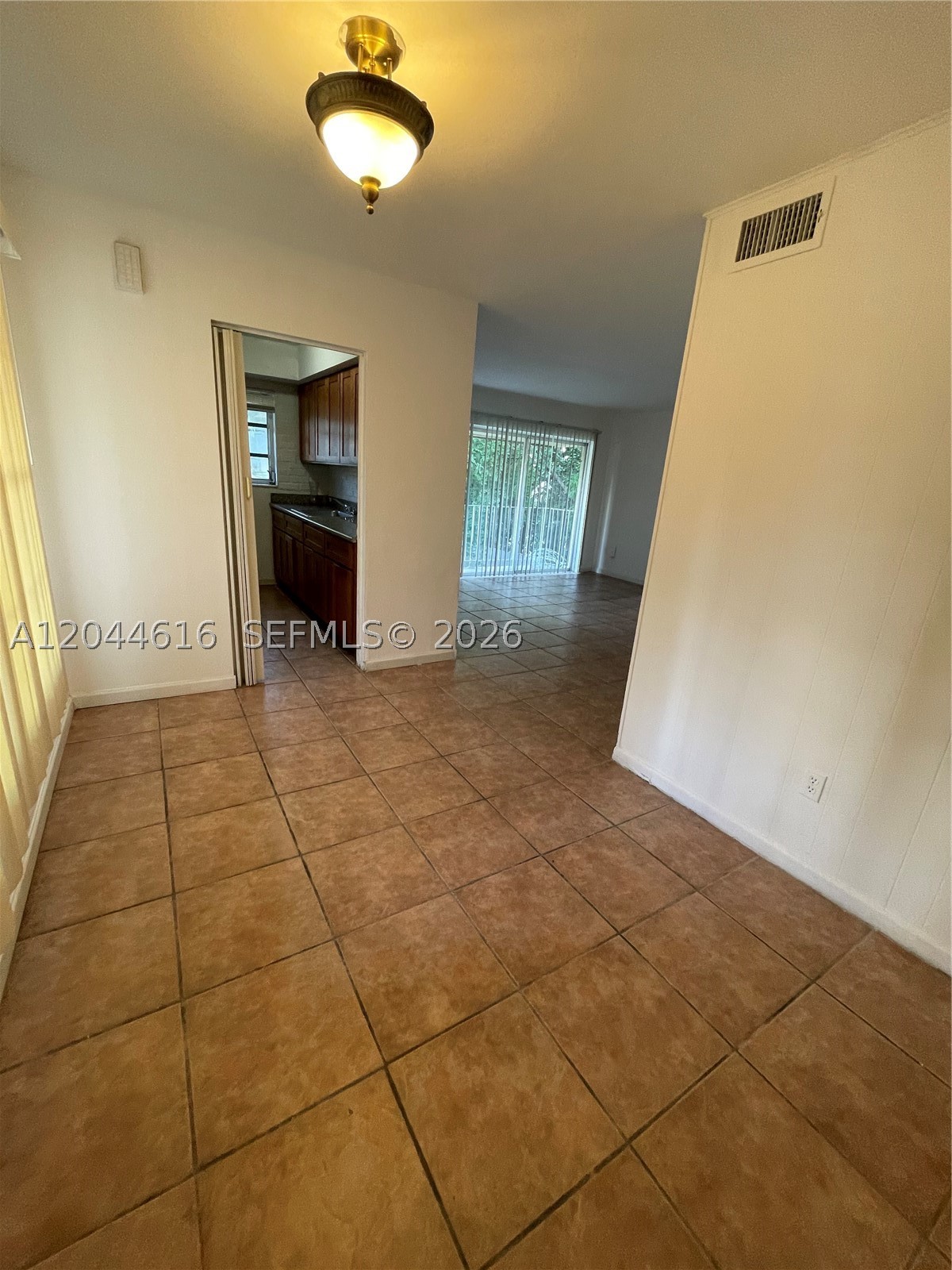 BAYSHORE TREASURE CONDO - Residential