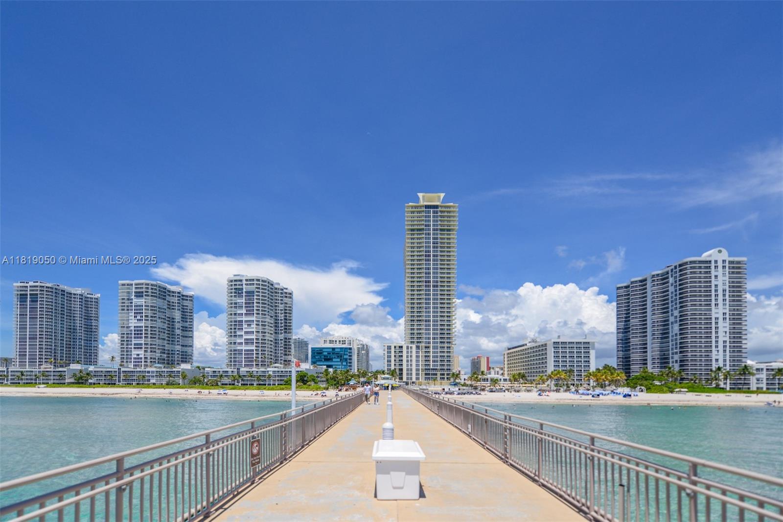 LA PERLA CONDO - Residential