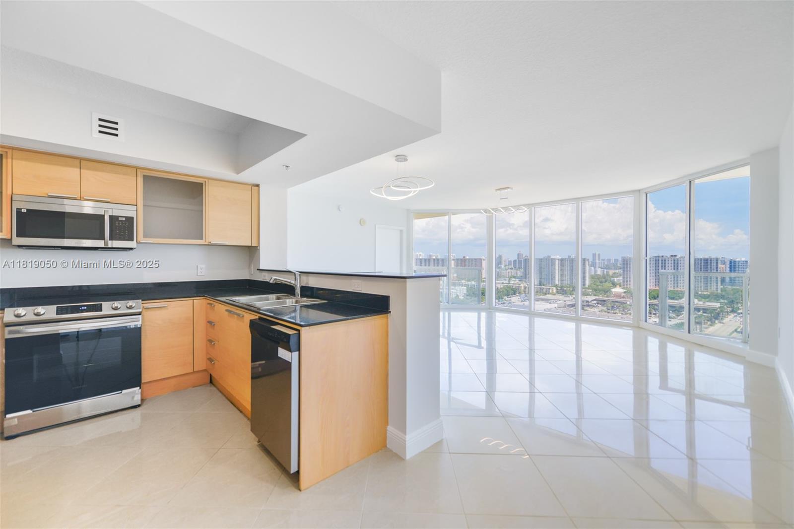 LA PERLA CONDO - Residential