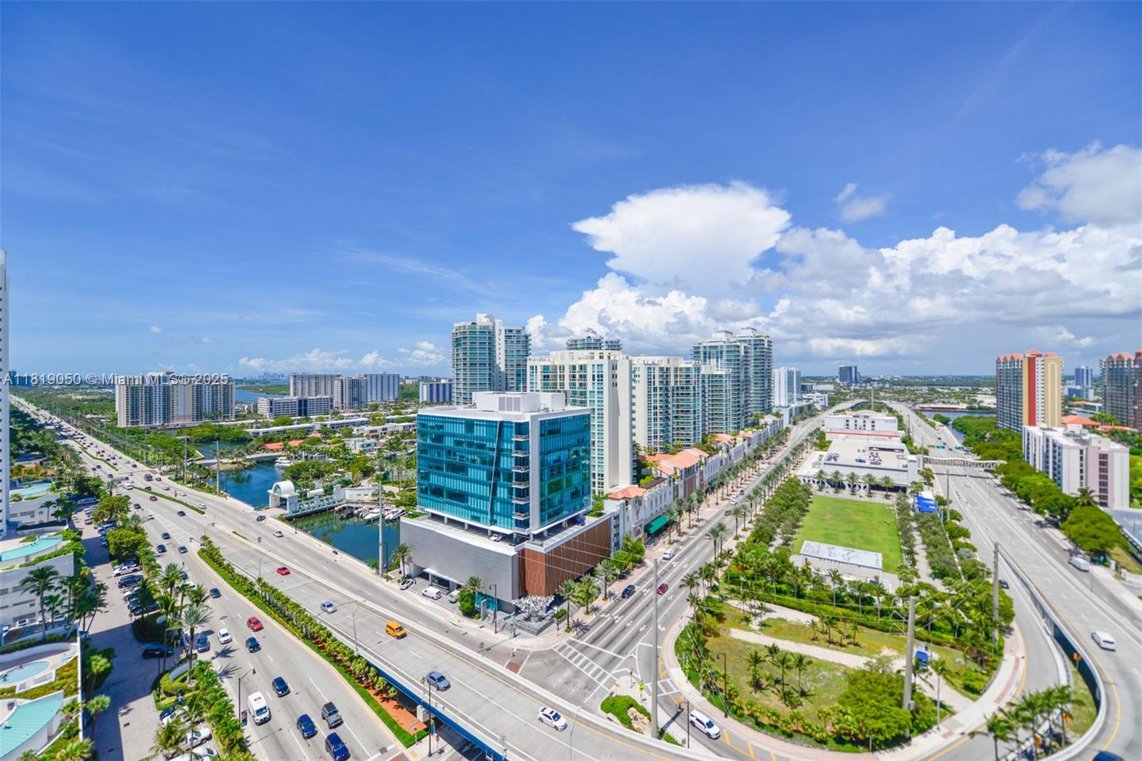 LA PERLA CONDO - Residential