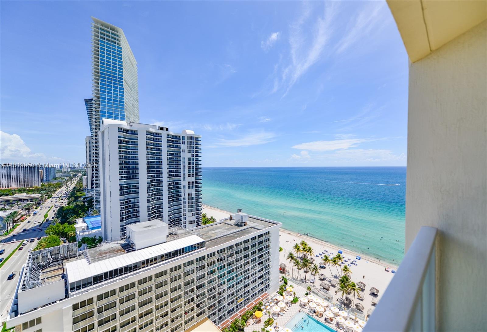 LA PERLA CONDO - Residential